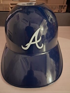 Atlanta Braves ~ Victory Way Sports ~ VTG Plastic Batting Helmet~Made In USA